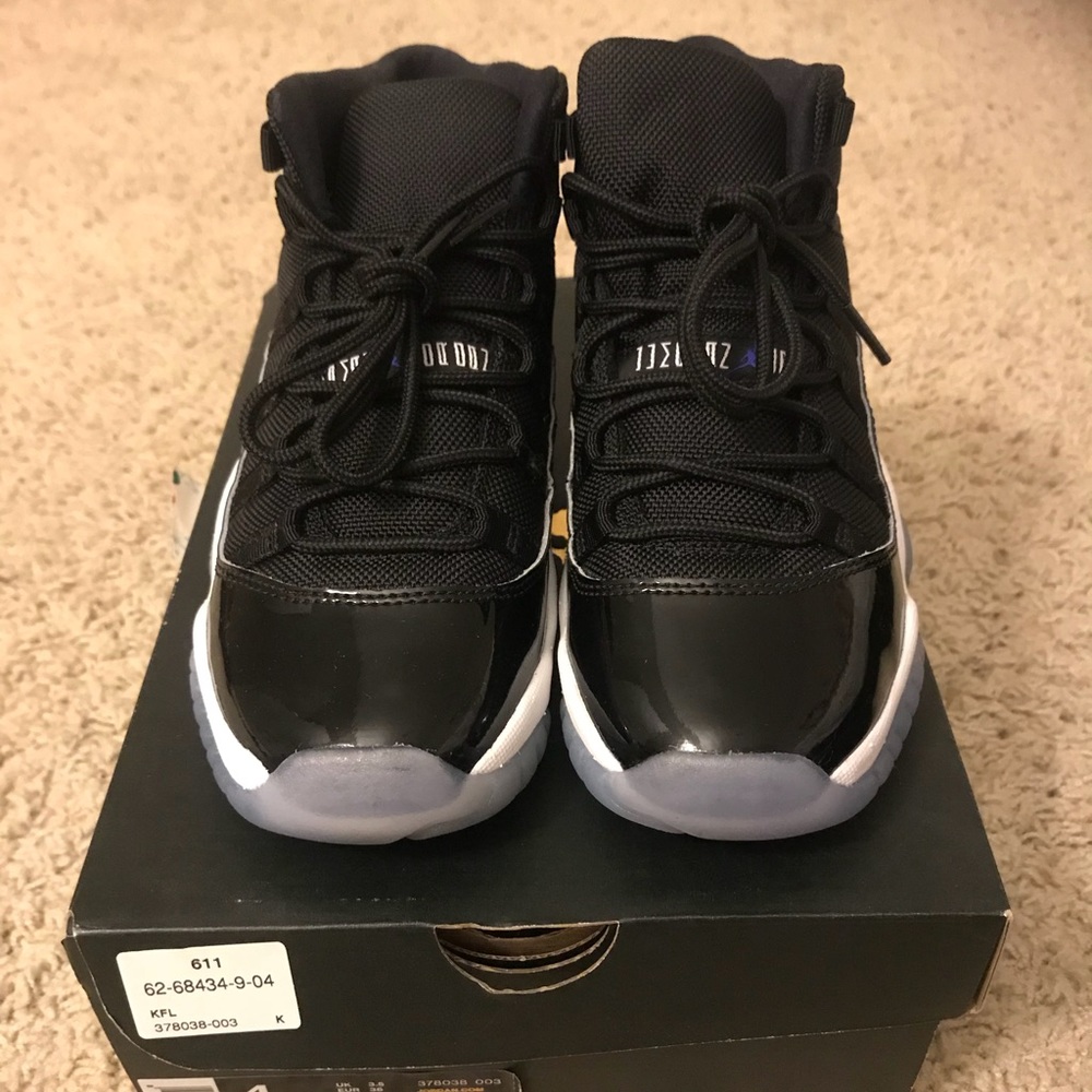 Retro 11 - image 1